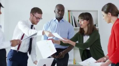 ofis toplantı iş grubu