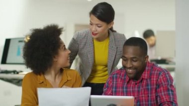 personel için konuşmaya işletmeci