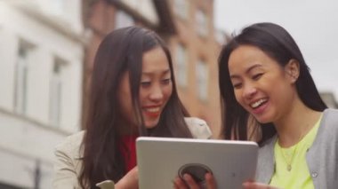 arkadaşlar tablet bilgisayar arıyorum