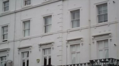 Londra banliyösü kasaba evleri