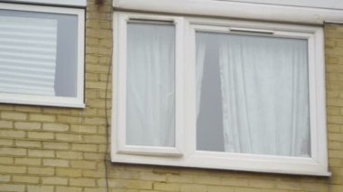 Windows Londra banliyösü teraslı konut