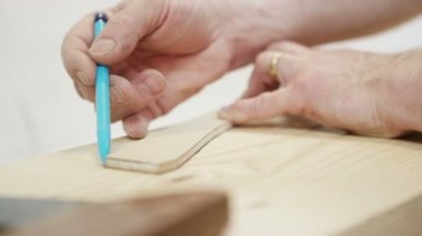  marangoz ahşap kesilecek hazır ölçme