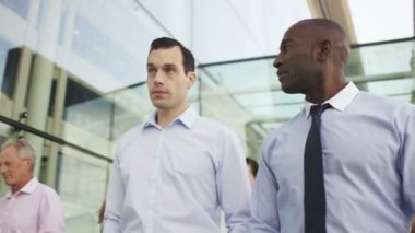 iş grup yürüyüş dış ofis