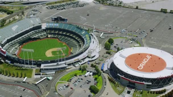 Luchtfoto van een honkbalstadion — Stockvideo