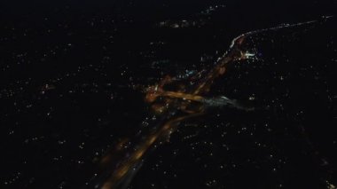 Los Angeles banliyölerinde geceleri