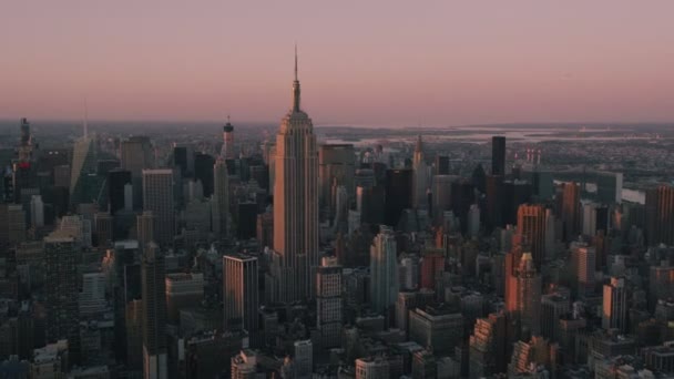 Empire State Building bei Sonnenuntergang — Stockvideo