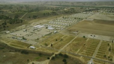 Araba ulaşım kalıyor 