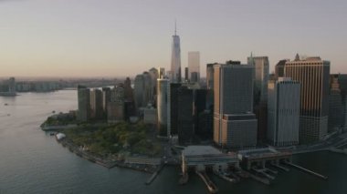New York City cityscape ve gökdelenler