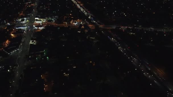 Banlieue de Los Angeles la nuit — Video