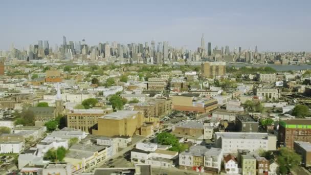 New York City skyline en wolkenkrabbers — Stockvideo