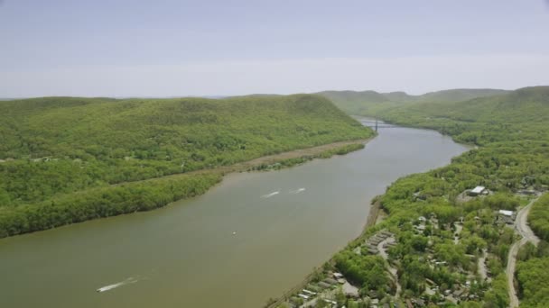 뉴욕 허드슨 강에 다리 — 비디오