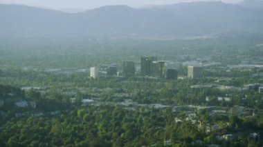 California banliyö evleri