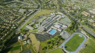 California banliyö evleri