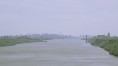 Hudson Nehri, New York üzerinden köprü