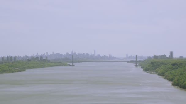 Γέφυρα πάνω από τον ποταμό Hudson, Νέα Υόρκη — Αρχείο Βίντεο