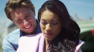 şehirde bir selfie için kaç poz