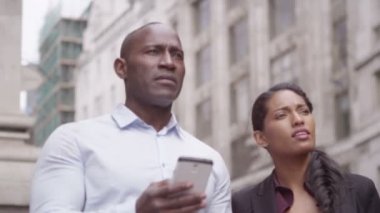Çift Yön için Smartphone kullanarak