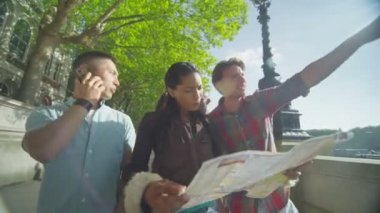 Londra haritaya bakıyordum arkadaşlar