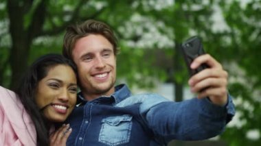 bir selfie için kaç poz