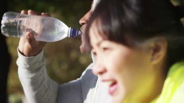 함께 운동 남녀 채팅 — 비디오