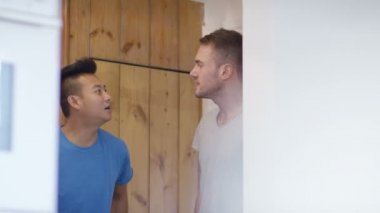 tartışmayı gay çift 