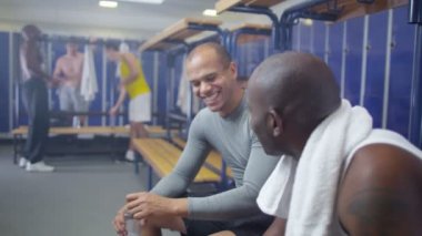 soyunma odasında sohbet spor oyuncular