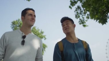 casual erkek arkadaş sohbet