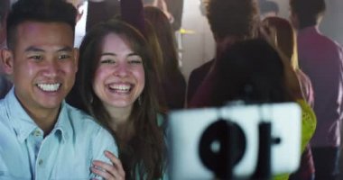 bir selfie almak için kaç poz