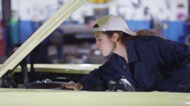  araba motorları hizmet verme mekaniği