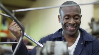 araçlarda çalışma mekaniği