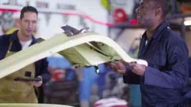 araba motoru üzerinde kontrol mekaniği