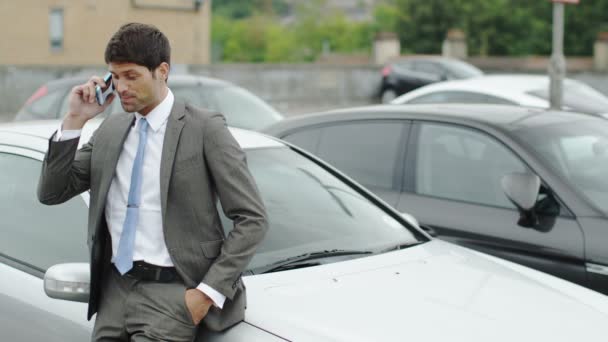 Businessman making a phone call — Stock Video