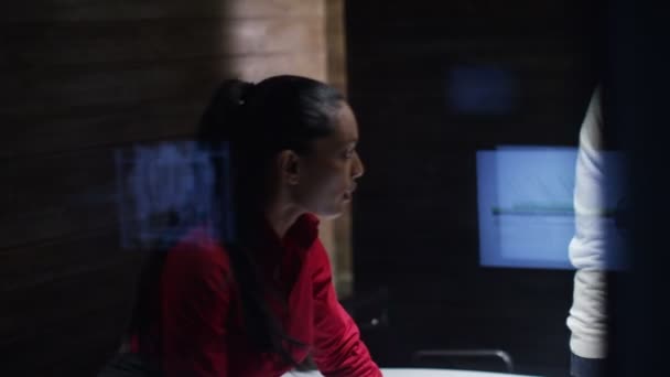 équipe d'affaires brainstorming dans le bureau