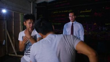 Dövüş sanatları uygulamak savaşçıları