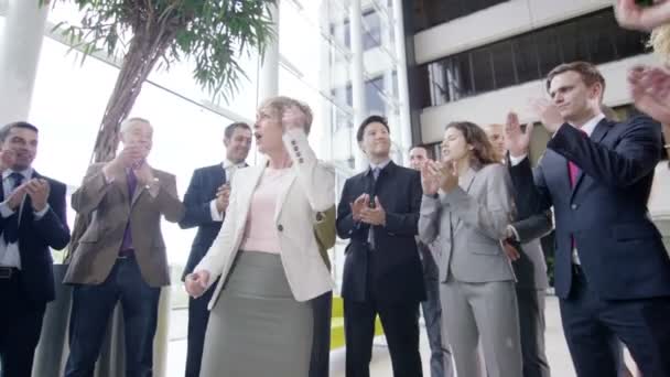 Business team shaking hands with the boss — Stock Video