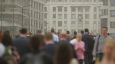 işçi ve Londra yürüyen turist