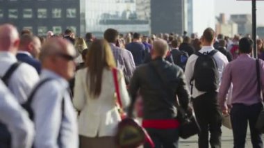 işçi ve Londra yürüyen turist