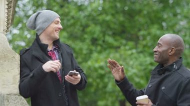 arkadaşlar buluşmak ve birbirimize selamlıyorum