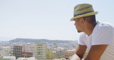  adam İtalyan şehir