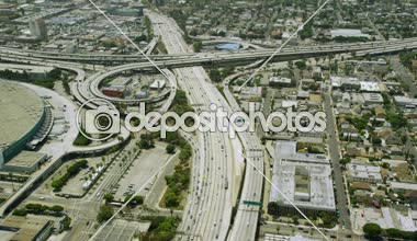  California yolda araba otomobiller