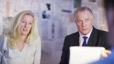 Uyuşturucu bulundurmaktan hakkında sorguya kadın