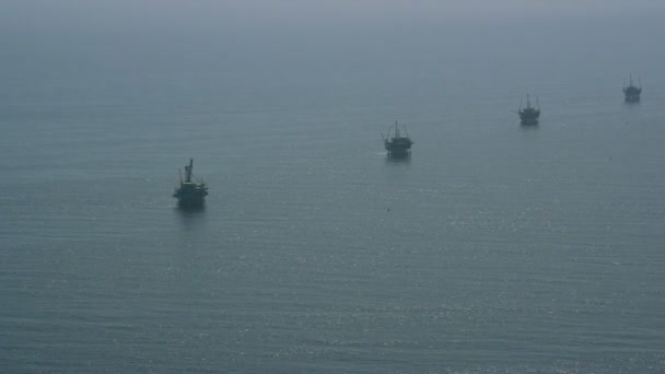 Navios porta-contentores no mar perto de São Francisco — Vídeo de Stock