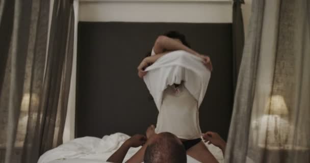 fare l amore a letto video chatt per sesso fare l amore a letto video chatt per sesso