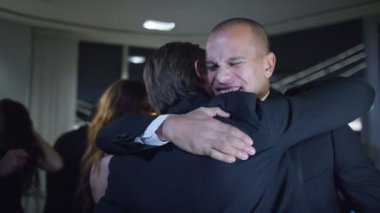 arkadaşlar sofistike partide