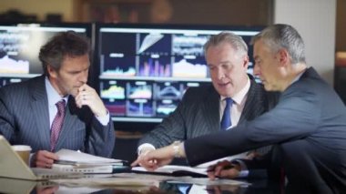 Dünya Piyasaları seyir brokerları