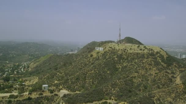 Знак Голлівуду в Лос-Анджелесі — стокове відео
