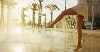 Çeşme serinlemek kadın