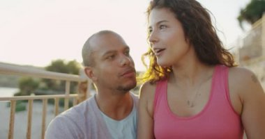 hareket eden telefon ile Çift