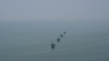 Konteyner gemileri denizde çevre San Francisco