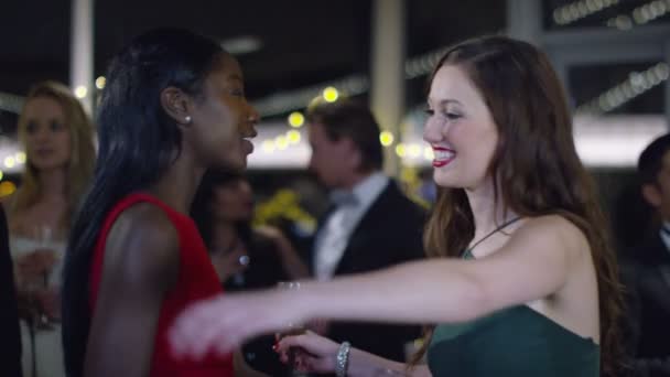 Női meg kifinomult Party — Stock videók
